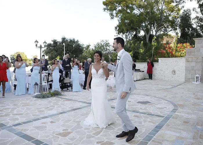 Hidden Gem Estate Kefalonia, Multi-award Winner וילה ספרטיה