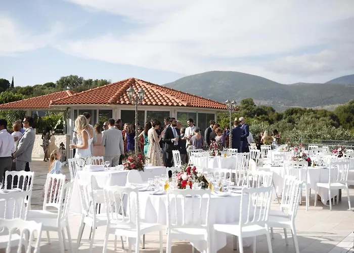 Hidden Gem Estate Kefalonia, Multi-award Winner וילה