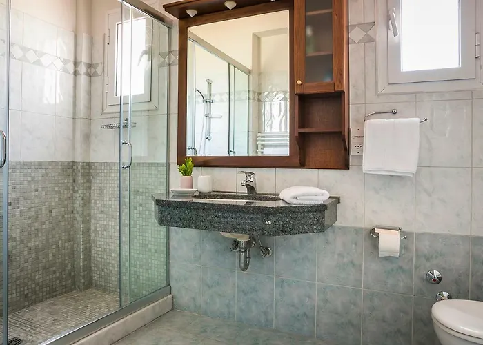 Hidden Gem Estate Kefalonia, Multi-award Winner וילה