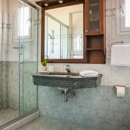Hidden Gem Estate Kefalonia, Multi-award Winner فيلة
